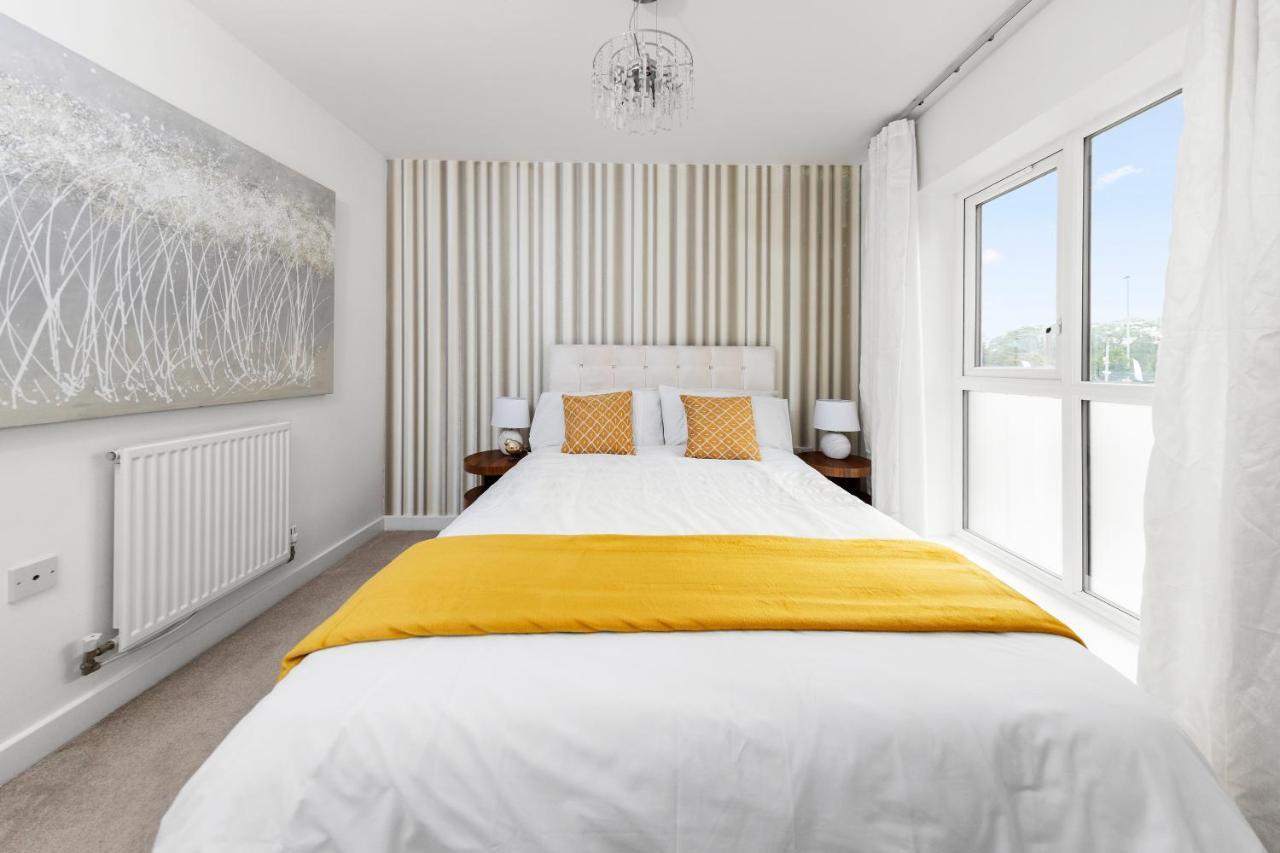 Royal House - Perfect For Contractors & Large Groups Holiday home Wolverhampton