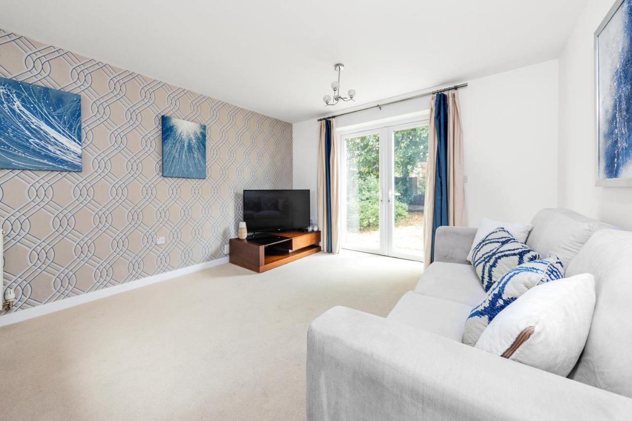 Royal House - Perfect For Contractors & Large Groups Holiday home Wolverhampton